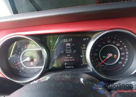 2021 Jeep Wrangler Unlimited Rubicon 4X4 z USA, uszkodzony, nr VIN 1C4HJXFG5MW527371